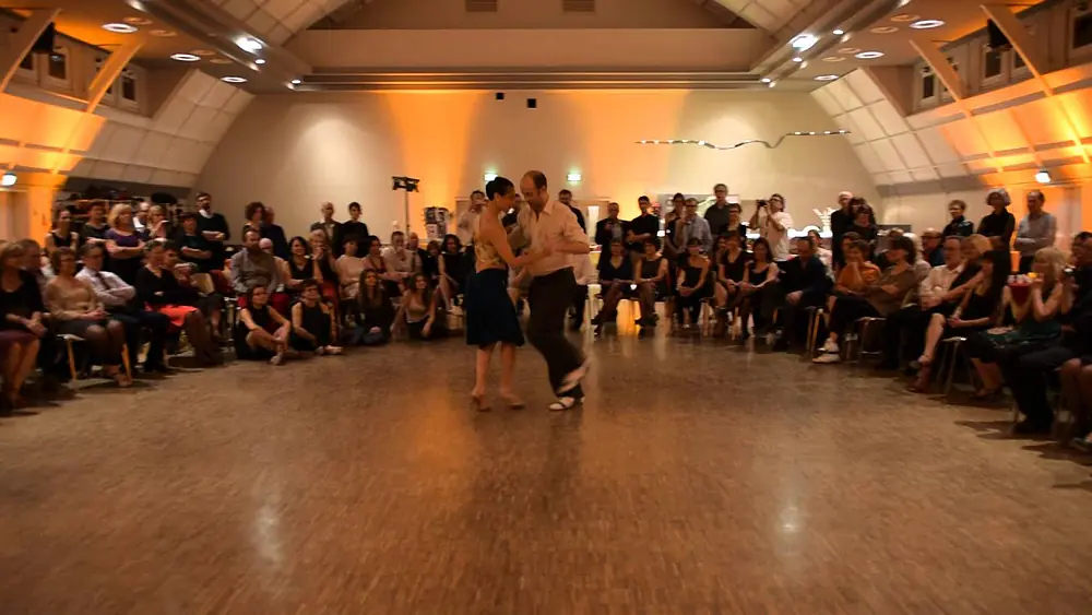 Video thumbnail for Maria Filali & Daniel Carlsson Orléans milonga d'hiver 2/3