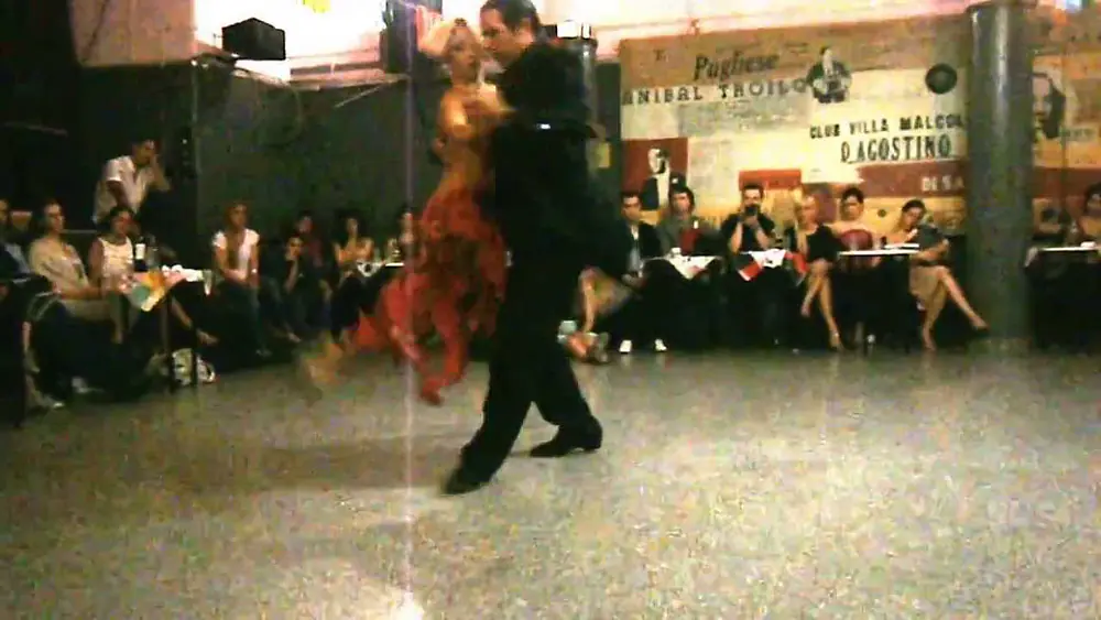 Video thumbnail for Analia Carreño y Luis Ramirez en El Motivo, 9/9/2013