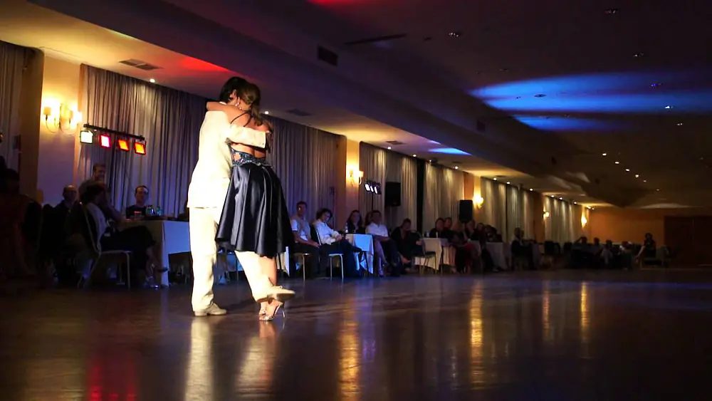 Video thumbnail for Javier Rodriguez & Andrea MIssé - TangoCamp 2011 Italy