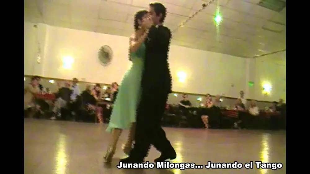 Video thumbnail for ALEJANDRO BERON Y VERONICA VAZQUEZ EN LA BALDOSA "Ella es así"