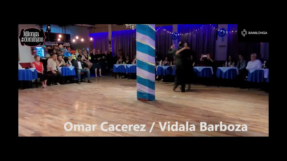 Video thumbnail for Omar Cacerez y Vidala Barboza / Milonga de los Domingos - 11/12/2022 2/4