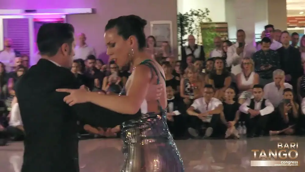 Video thumbnail for Bari International Tango Congress 2022 - Neri Piliu Yanina Quinones 4/4