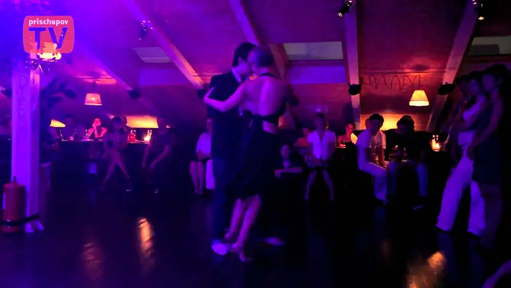 Video thumbnail for Luis Squicciarini & Anna Zyuzina, Russia, Moscow, Milonga "Na Cherdake", 09.08.2010