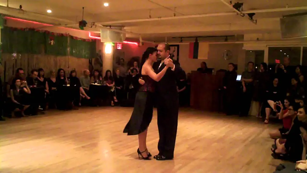 Video thumbnail for Argentine Tango: Diego Benavidez & Natasha Agudelo @ Amarra's