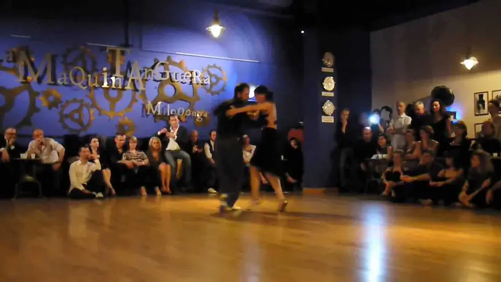 Video thumbnail for Pablo Rodriguez y Natasha Lewinger a La Maquina Tanguera 2