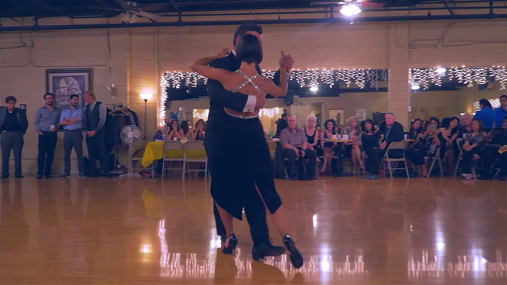 Video thumbnail for Junior Cervila & Guadalupe Garcia 2018 - Performance 1