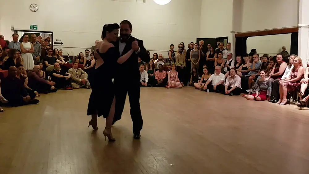Video thumbnail for Cristina Sosa & Daniel Nacucchio @ Che London Tango Festival 2018 2/3