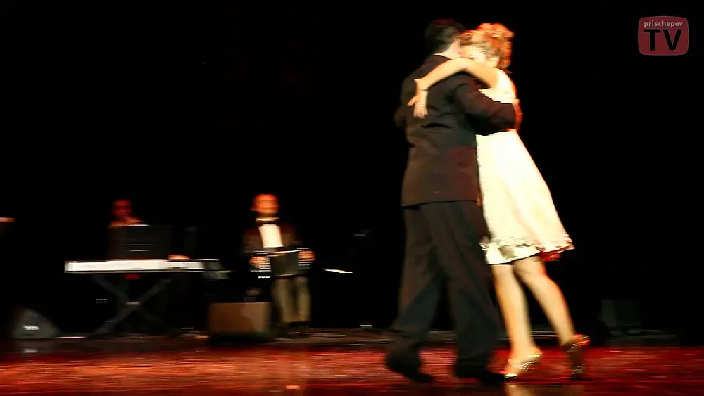 Video thumbnail for Noelia Hurtado & Carlitos Espinoza, 1, Festival of Argentine Tango «MILONGUERO NIGHTS 2012»