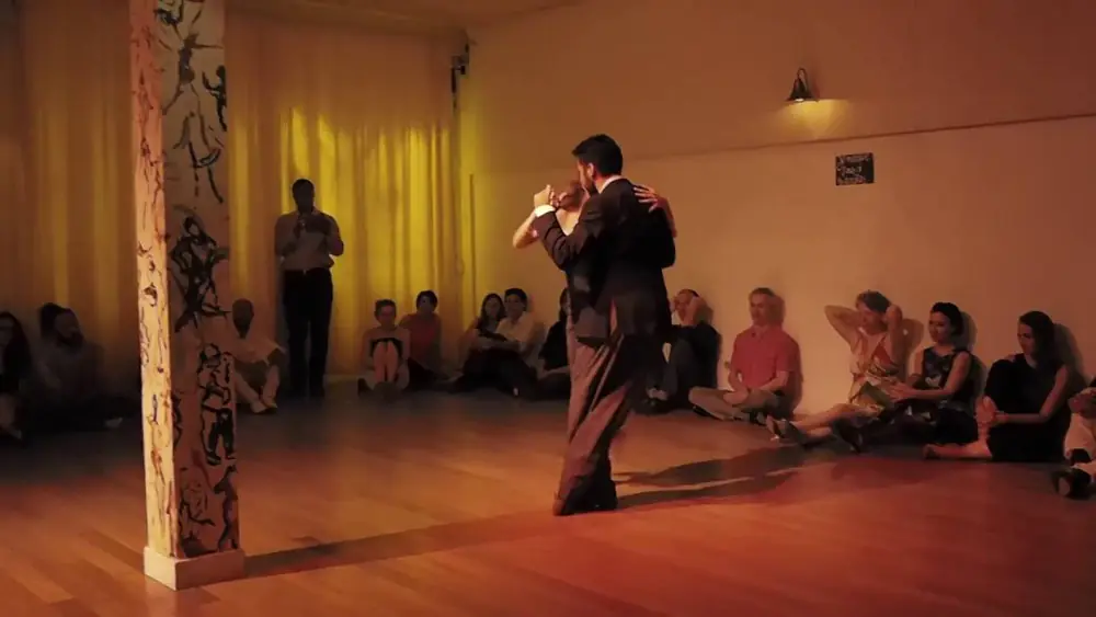 Video thumbnail for Natacha Lockwood y Andrés Molina en la Tanguedia 6/07/2016 - 3/3