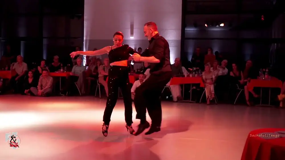 Video thumbnail for 18. Festival Lugano Tango – Joe Corbata y Lucila Cionci - 3
