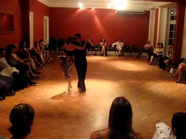 Video thumbnail for Exhibición Leandro Oliver y Laila Rezk en Practica Palacio Balcarce 2