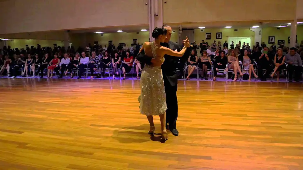 Video thumbnail for Lorena Ermocida y Pancho Martinez Pey - La Milonga Que Faltaba