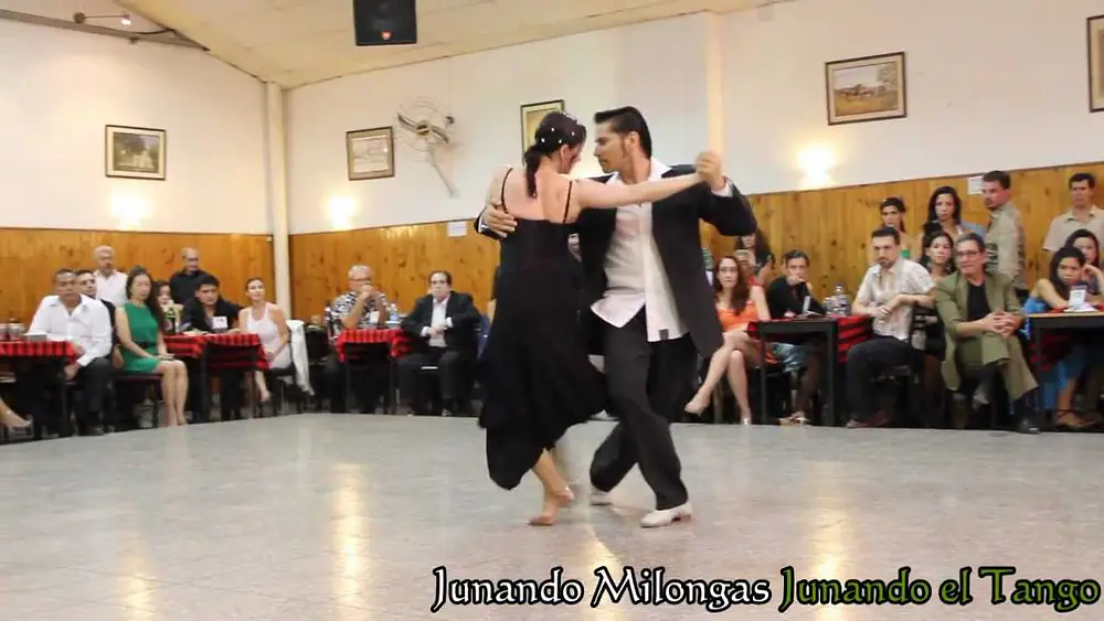 Video thumbnail for GUILLERMINA QUIROGA Y HUGO DANIEL EN LA BALDOSA "La Cumparsita"