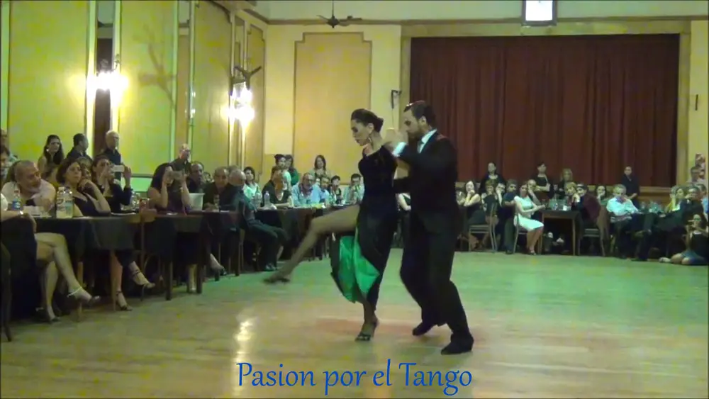Video thumbnail for CAMILA ALEGRE y EZEQUIEL LOPEZ Bailando el Tango DERECHO VIEJO en YIRA YIRA MILONGA
