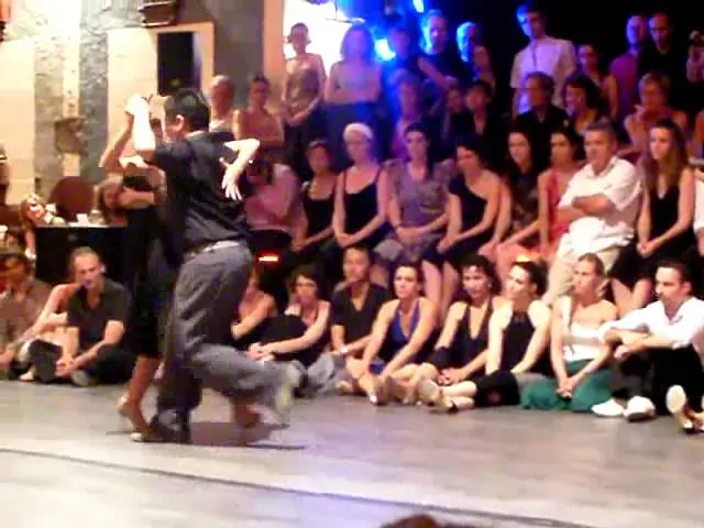 Video thumbnail for Carlitos ESPINOZA et Noelia HURTADO - Milonga
