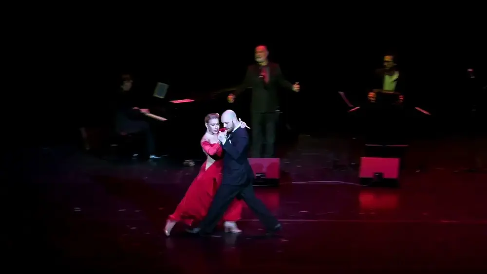 Video thumbnail for EL VALS SONADOR, Chino Laborde   Solo tango Orquesta, Julia Osina & Vadim Cheremnych