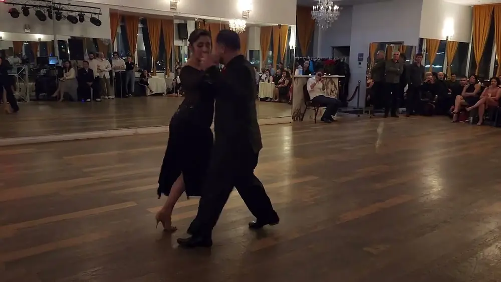 Video thumbnail for Argentine tango: Carlos & Maureen Urrego - No Pudo Ser