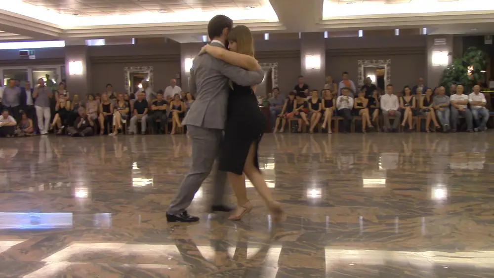 Video thumbnail for Maja Petrović  & Marko Miljević  - "Milonga que peina canas" - D´Arienzo/Laborde - 3 (Milonga)