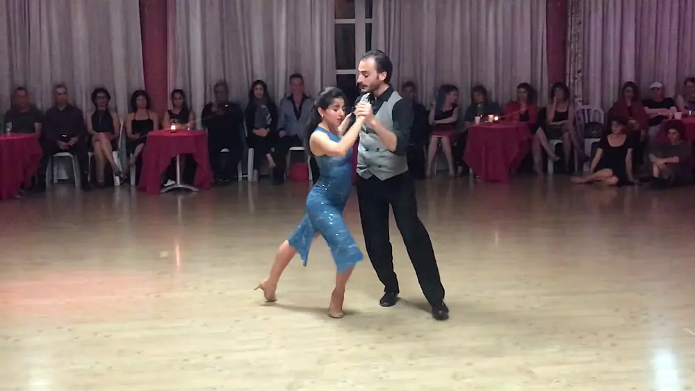 Video thumbnail for Gianpiero Galdi y Lorena Tarantino - TLV 12.4.2019 4/5