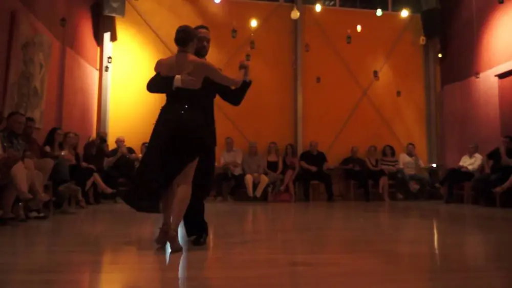 Video thumbnail for Loukas Balokas-Georgia Priskou, Cualquier cosa, Domingo Federico, milonga Tangoneon Creta