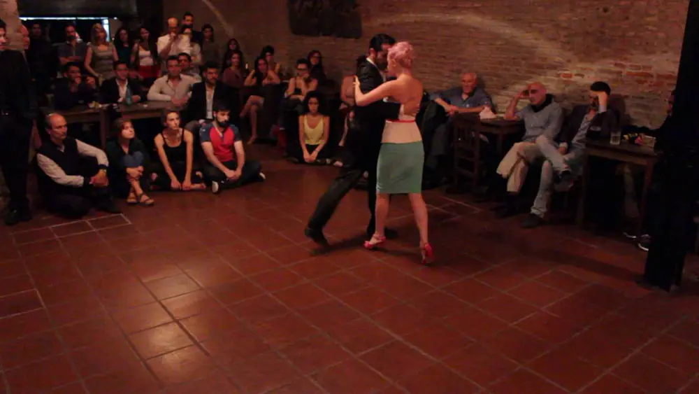 Video thumbnail for Carolina Couto y Emanuel Ledesma - 7/5/2016 - La Cachivachería 1/3