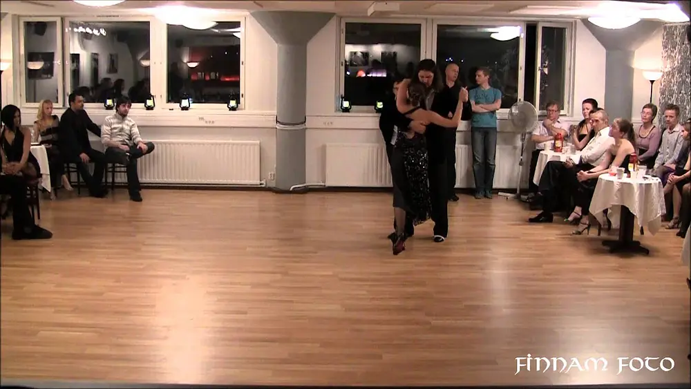 Video thumbnail for El Ático Helsinki Performance - Julio Marino & Katerina Zak #4