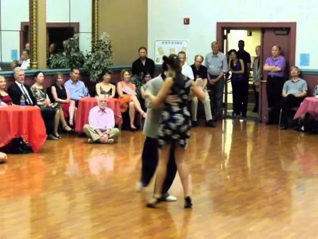 Video thumbnail for Juan Cantone & Sol Orozco: Vals, June 20, 2015