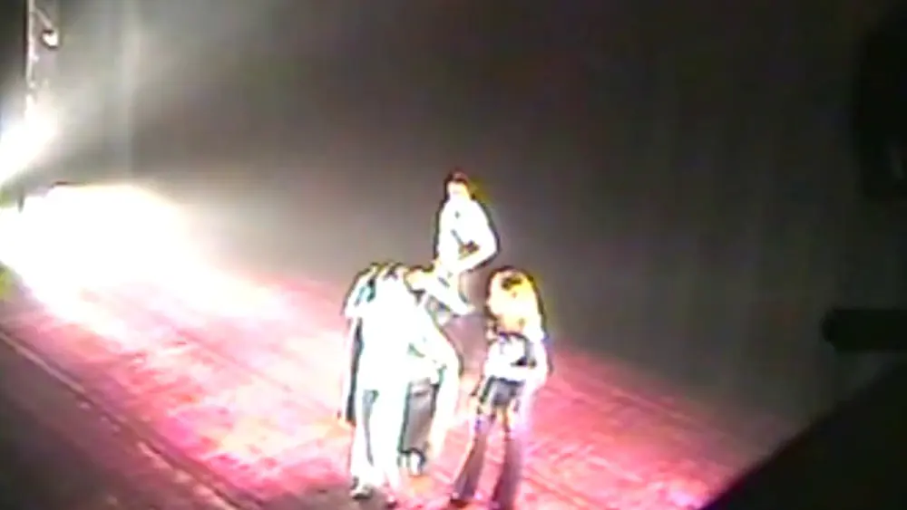 Video thumbnail for Gustavo Rosas. Tango con Paula Rubin y Guillermina Quiroga en el Teatro Châtelet .Julio 2004.Paris.
