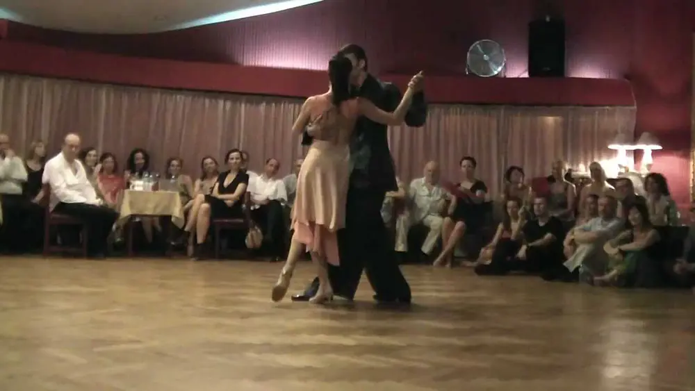 Video thumbnail for Sebastian Posadas y Eugenia Eberhardt (1/4) - Złota Milonga, Polska 2012.07.28