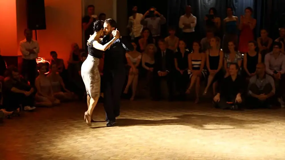 Video thumbnail for Maria Filali et Gianpiero Galdi - El Garron - 10/2015 - 2/5