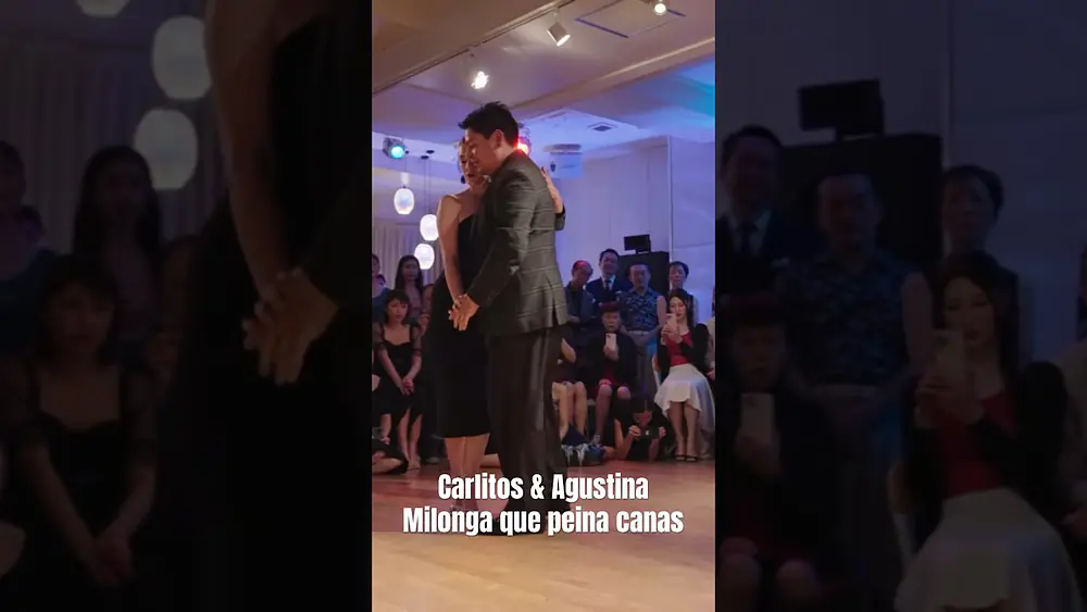 Video thumbnail for Carlitos & Agustina milonga que peina canas Argentine Tango Performance #アルゼンチンタンゴ #milonga #shorts