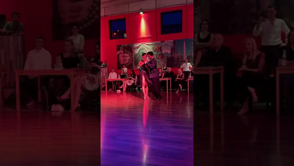 Video thumbnail for Valseando a Treviso con Silvina Tse. #silvinatse #julioalvarez #tangoargentino