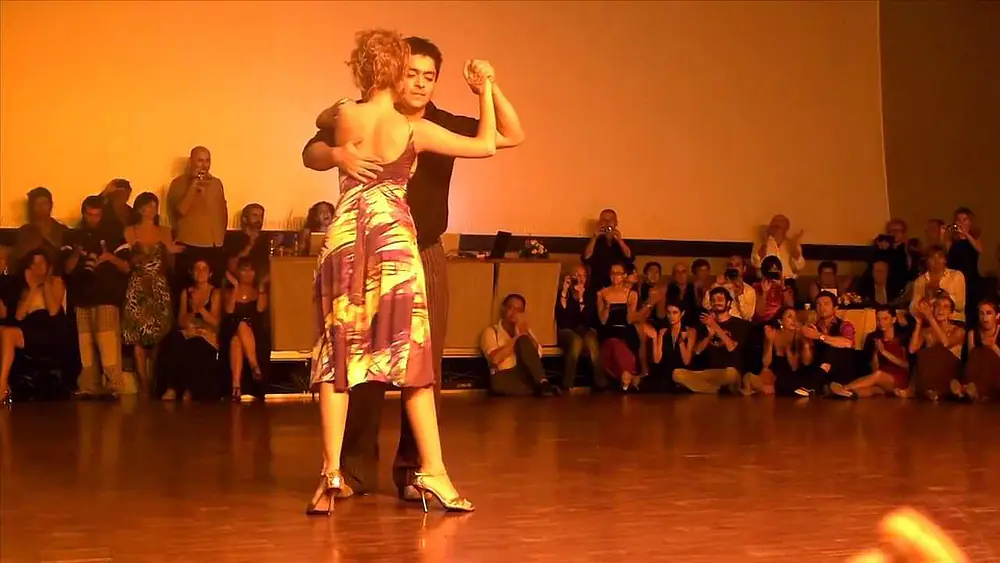 Video thumbnail for Noelia Hurtado y Carlitos Espinoza  -San Remo 2012- Tango 2