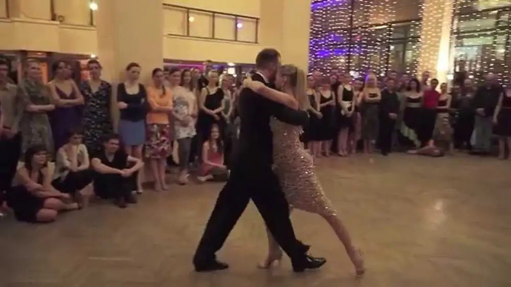 Video thumbnail for Alexander Frolov - Vera Gogoleva 3/4 (Milonga El Calor  Moscow)