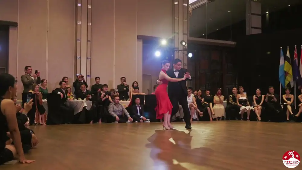 Video thumbnail for TANGO IN BALI 2024 - Agustina Piaggio y Carlitos Espinoza (2)