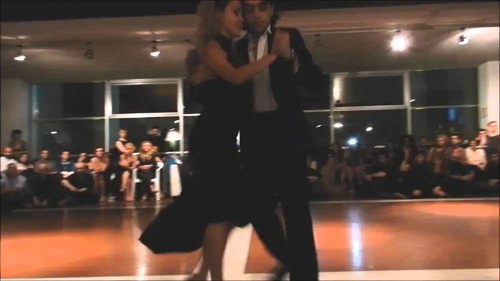 Video thumbnail for Pescara Tango Festival 2014 - 08 - Federico Naveira e Sabrina Masso "El Latigo"
