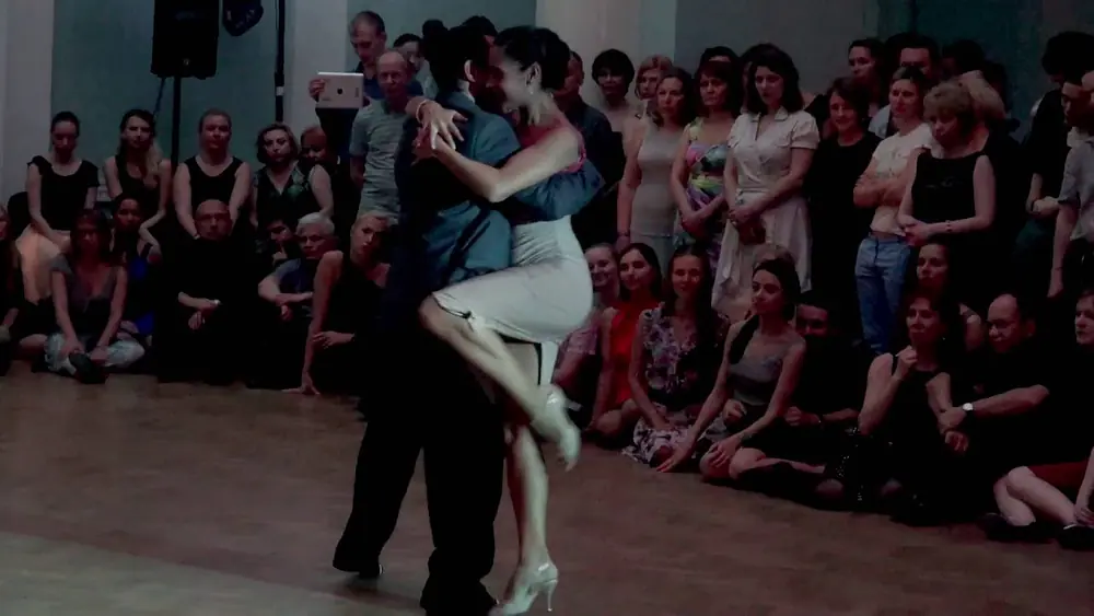 Video thumbnail for "Невская милонга-2016" Juan Alba & Mariana Soler - танго на bis