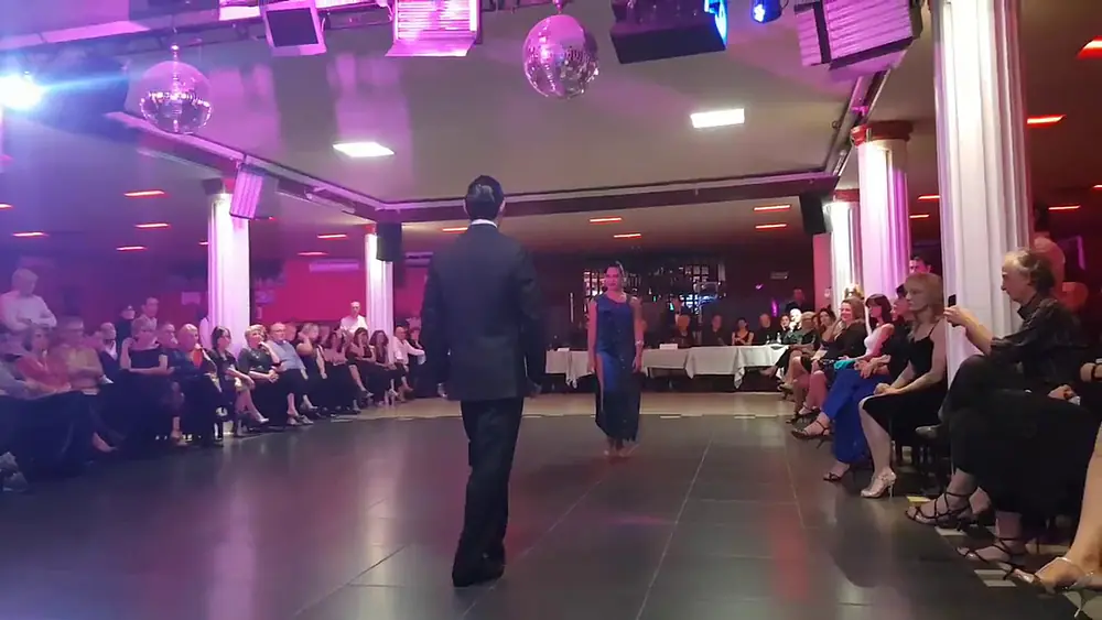 Video thumbnail for Juan David Vargas y Paulina Mejia - Tango en Vercelli-Italia