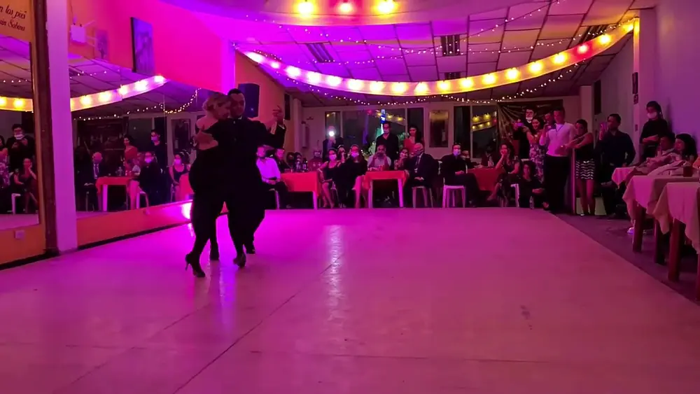 Video thumbnail for Noelia Hurtado y Juan David Vargas - Comparsa criolla, Ricardo Tanturi