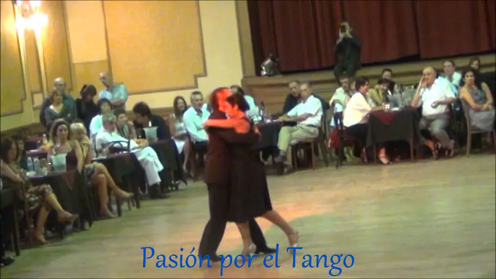 Video thumbnail for JOSEFINA STELLATO y LEO El Pibe PANKOW Bailando el Vals DICHAS QUE VIVI en YIRA YIRA MILONGA