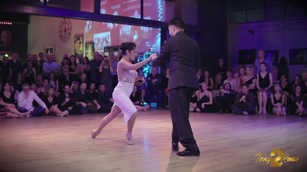 Video thumbnail for Clarisa Aragon y Jonathan Saavedra - Tierrita
