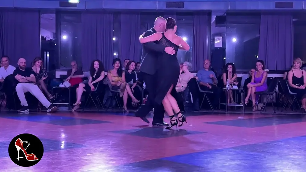 Video thumbnail for Karina Colmeiro y Alessio Altieri 3/3 - Estampa de Varón ~ Milonga Libre 2.0