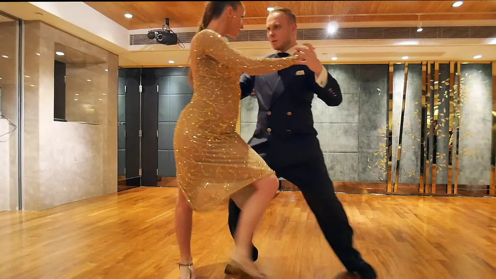 Video thumbnail for 2016 HK Stanislav Fursov & Katy Simonova Perform 3