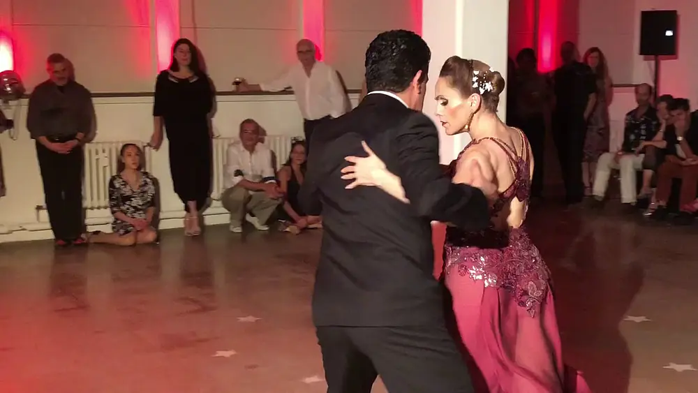 Video thumbnail for Sabrina y Ruben Veliz 1/3