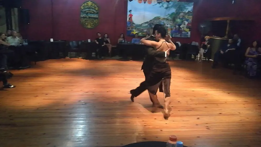 Video thumbnail for Diogo de Carvalho & Laia Barrera- Domilonga Tango Buenos Aires