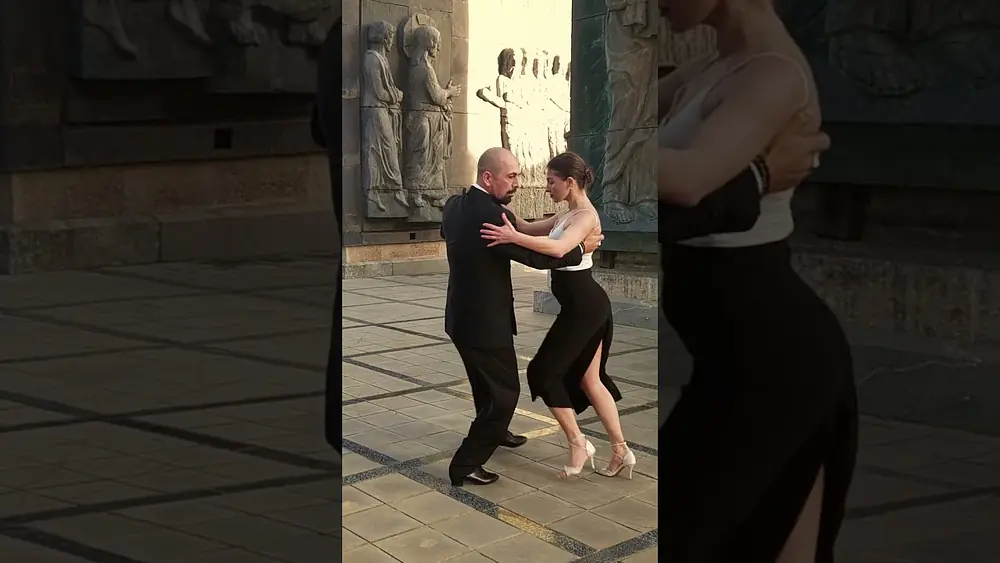Video thumbnail for Tango Street Dance by Tekla Gogrichiani & Hernan Ohaco