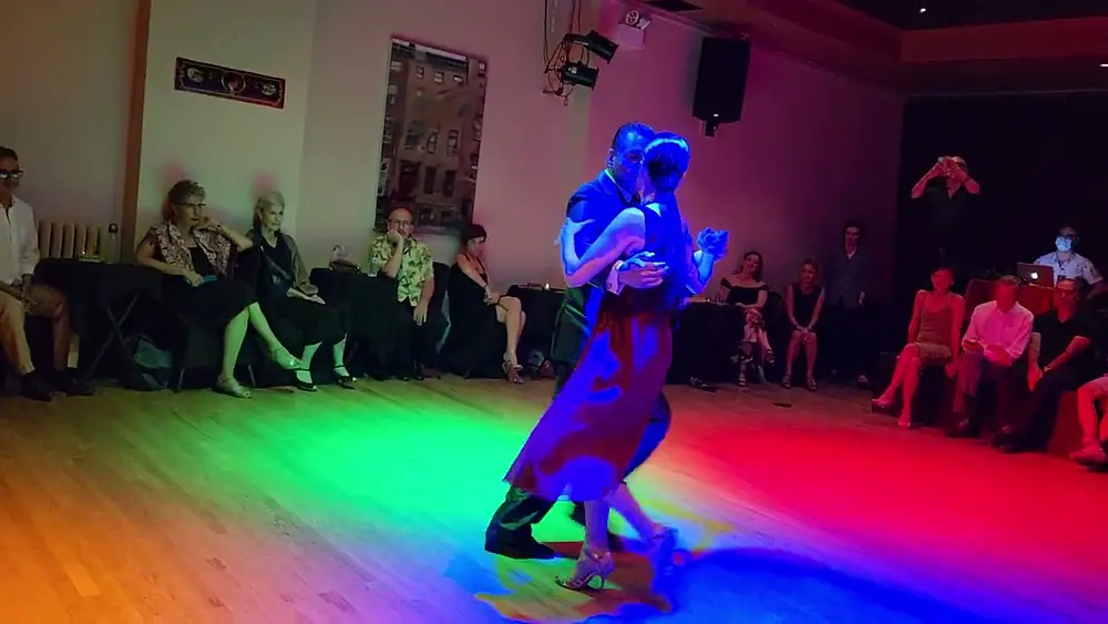 Video thumbnail for Argentine tango: Francisco Forquera & María Ceva - milonga