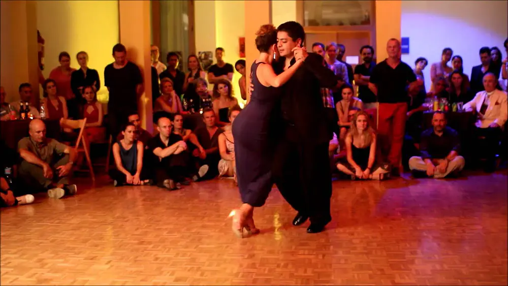 Video thumbnail for Noelia Hurtado y Carlitos Espinoza_1 : Aquelarre Tango de Barcelona 21 Oct 2014