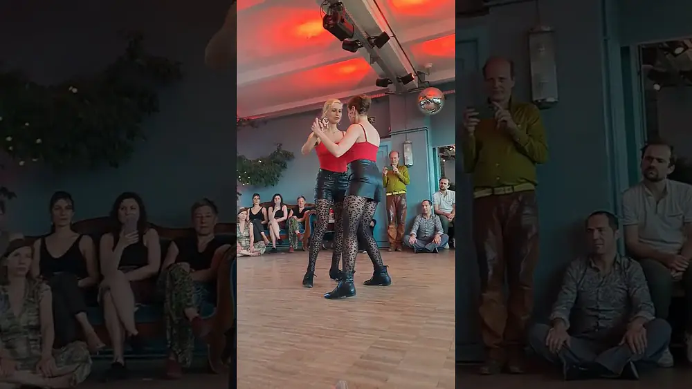 Video thumbnail for Kira Makarova & Isaure Cathelineau - Trenzas (3/4)