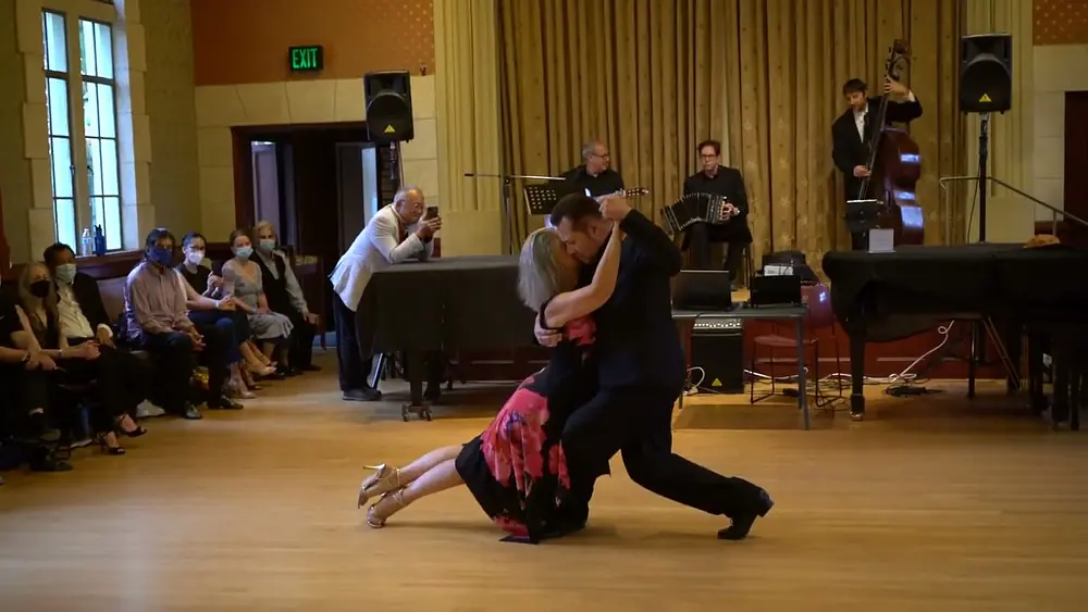 Video thumbnail for Tango/Vals Demo by Eduardo Saucedo Tango & Christy Cote 2021 Nov 14